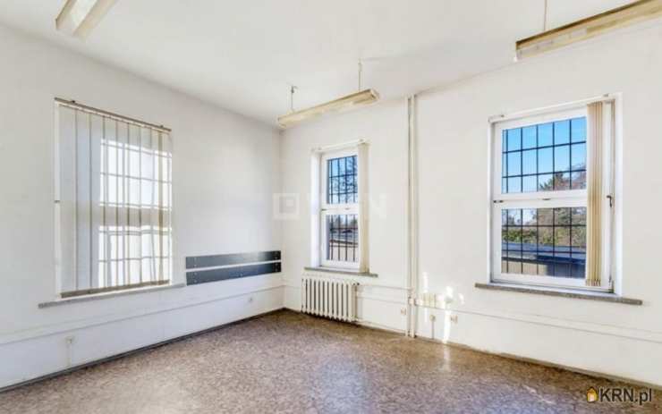 Lokal użytkowy  na sprzedaż, Błonie, ul. , 10 pokojowe