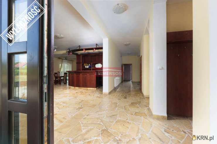 6 pokojowe, Gdów, ul. , Lokal użytkowy  na sprzedaż