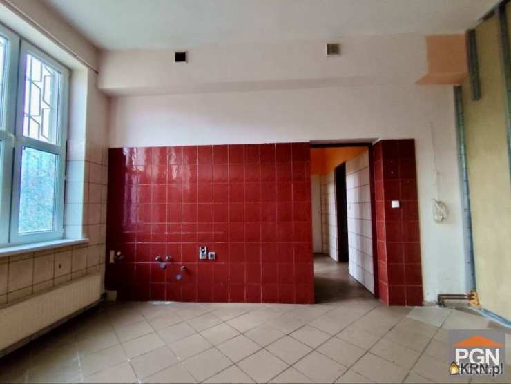 Trzebiatów, ul. Rynek, 6 pokojowe, Lokal użytkowy  na sprzedaż