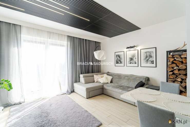 4 pokojowe, Krzysztoforzyce, ul. , Mieszkanie  na sprzedaż