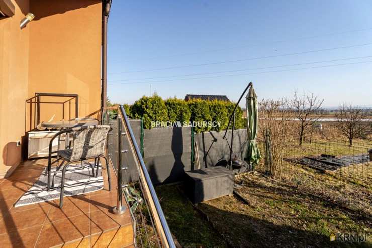 4 pokojowe, Krzysztoforzyce, ul. , Mieszkanie  na sprzedaż