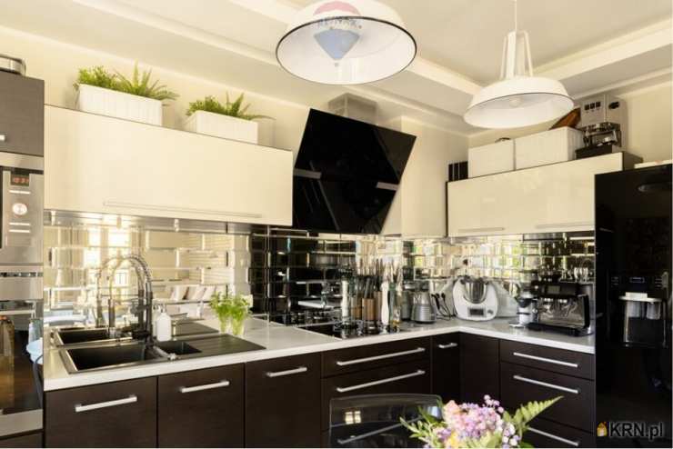 Ustroń, ul. , Mieszkanie  na sprzedaż, 4 pokojowe