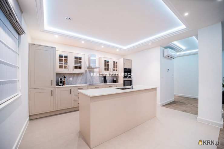 4 pokojowe, Mieszkanie  na sprzedaż, Żywiec, ul. Rynek