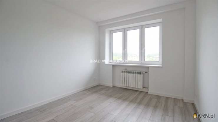 4 pokojowe, Oleśnica, ul. , Mieszkanie  na sprzedaż