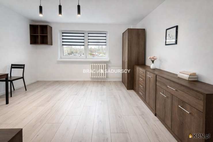 1 pokojowe, Mieszkanie  na sprzedaż, Kraków, Czyżyny, ul. F. Wężyka