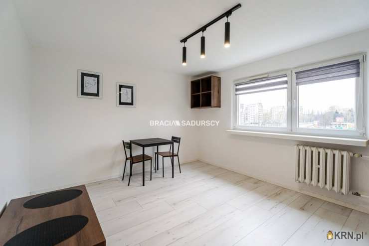 1 pokojowe, Mieszkanie  na sprzedaż, Kraków, Czyżyny, ul. F. Wężyka