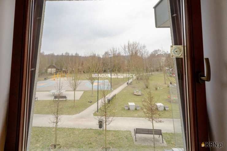 Mieszkanie  do wynajęcia, Kraków, Dębniki, ul. J. Pietrusińskiego, 2 pokojowe