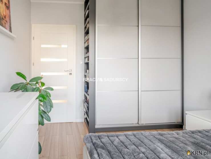 Mieszkanie  na sprzedaż, 3 pokojowe, Kalwaria Zebrzydowska, ul. W. Broniewskiego