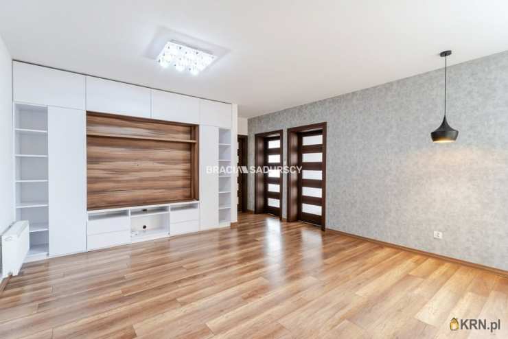 4 pokojowe, Skawina, ul. M. Kopernika, Mieszkanie  na sprzedaż