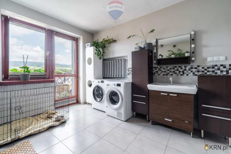 4 pokojowe, Nowy Targ, ul. , Mieszkanie  do wynajęcia