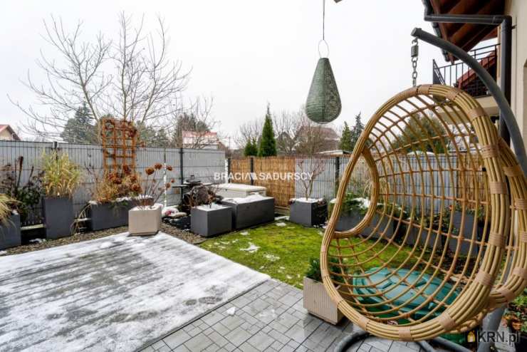 Modlniczka, ul. Kasztanowa, 4 pokojowe, Mieszkanie  na sprzedaż