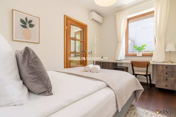 3 pokojowe, Mieszkanie  na sprzedaż, Kraków, Stare Miasto, ul. Krowoderska