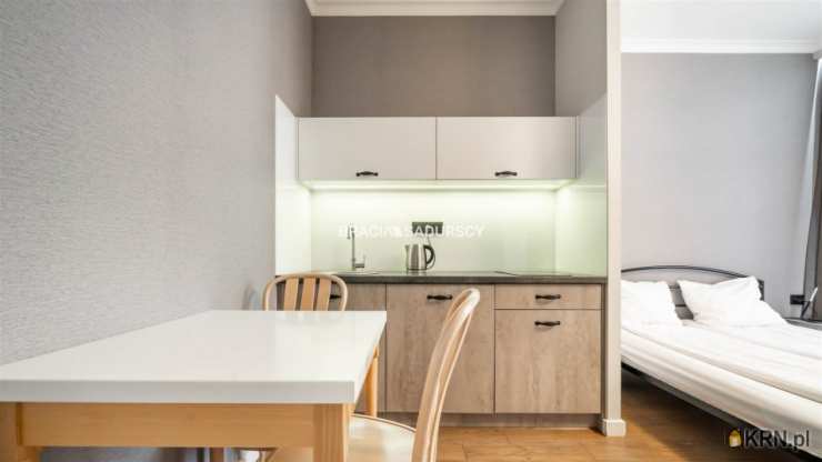 Kraków, Stare Miasto/Śródmieście, ul. Z. Krasińskiego, Mieszkanie  na sprzedaż, 3 pokojowe