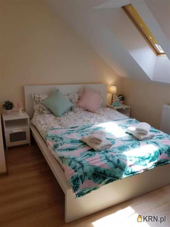 Mieszkanie  do wynajęcia, 4 pokojowe, Karpacz, ul. Komuny Paryskiej