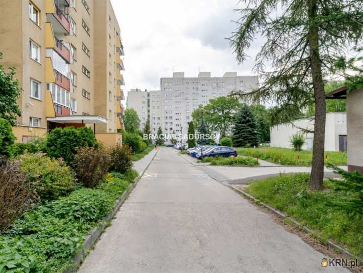 Mieszkanie  na sprzedaż, Kraków, Czyżyny, ul. Dywizjonu 303, 4 pokojowe