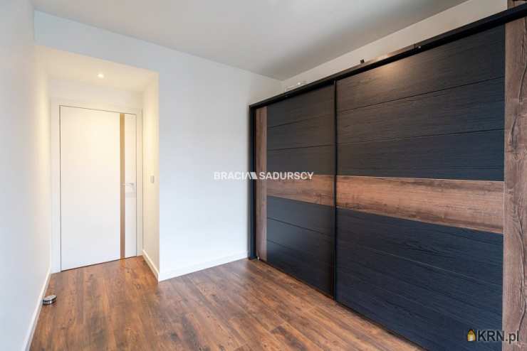 4 pokojowe, Mieszkanie  na sprzedaż, Kraków, Czyżyny, ul. S. Lema