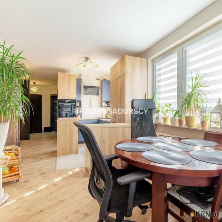 4 pokojowe, Kraków, Prądnik Czerwony, ul. F. Bohomolca, Mieszkanie  na sprzedaż