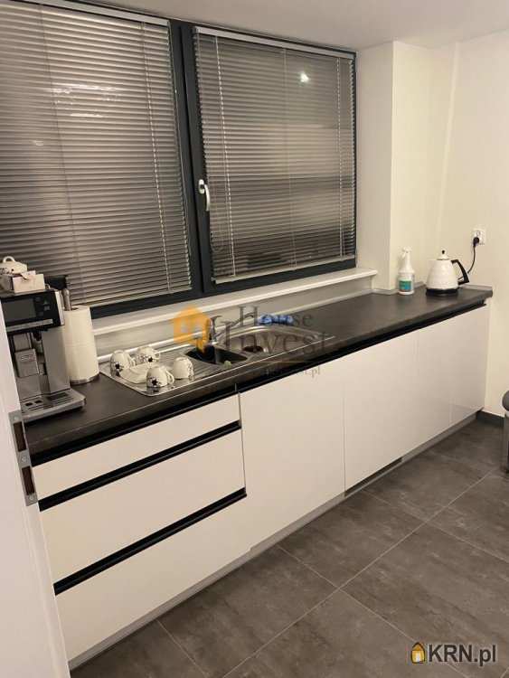 Mieszkanie  na sprzedaż, Legnica, ul. , 4 pokojowe