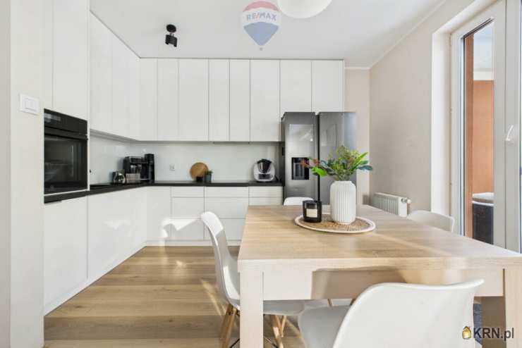 4 pokojowe, Walendów, ul. , Mieszkanie  na sprzedaż