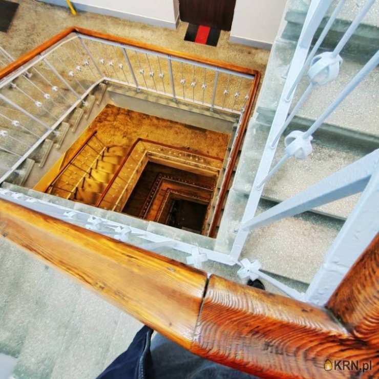 18 pokojowe, Warszawa, Praga Północ, ul. , Mieszkanie  na sprzedaż