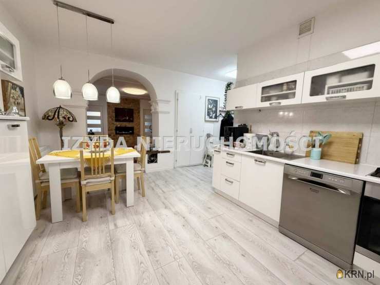 5 pokojowe, Strzegom, ul. , Mieszkanie  na sprzedaż