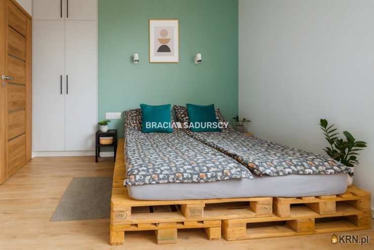 4 pokojowe, Mieszkanie  na sprzedaż, Wieliczka, ul. Sadowa