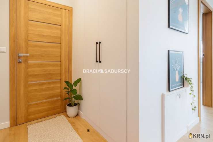 4 pokojowe, Wieliczka, ul. Sadowa, Mieszkanie  na sprzedaż