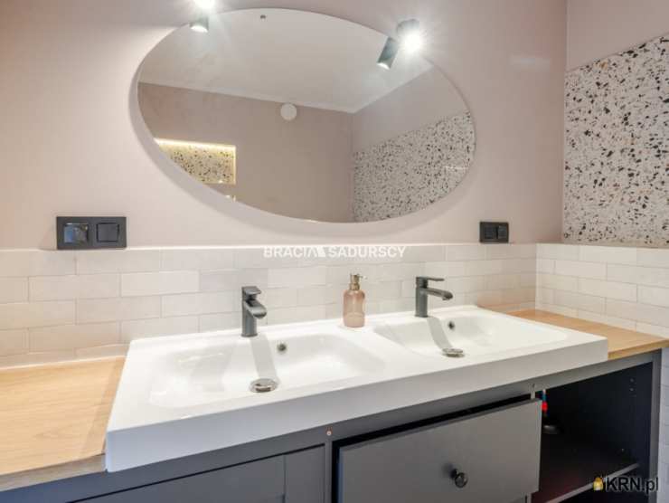 Wieliczka, ul. Jasna, 4 pokojowe, Mieszkanie  na sprzedaż