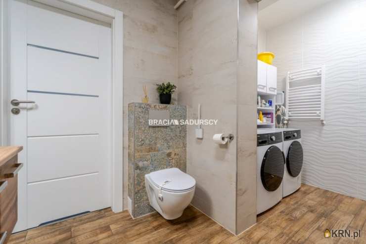 Mieszkanie  na sprzedaż, 4 pokojowe, Bochnia, ul. Podedworze