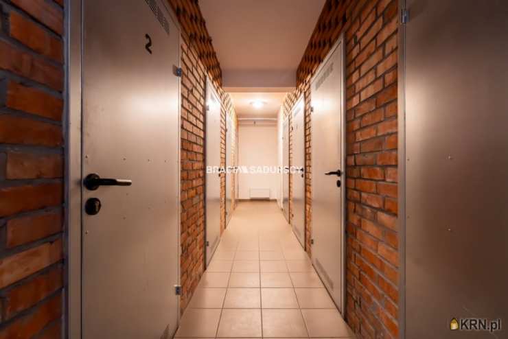 4 pokojowe, Bochnia, ul. Podedworze, Mieszkanie  na sprzedaż