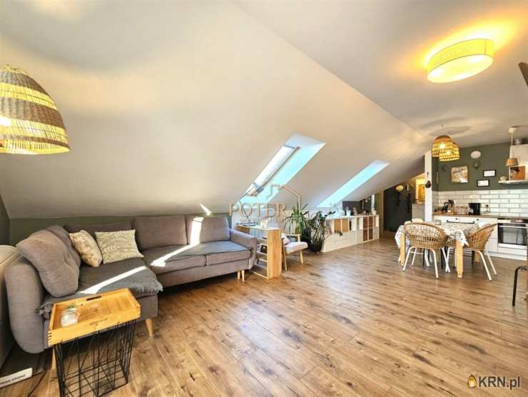 4 pokojowe, Trzebnica, ul. , Mieszkanie  na sprzedaż