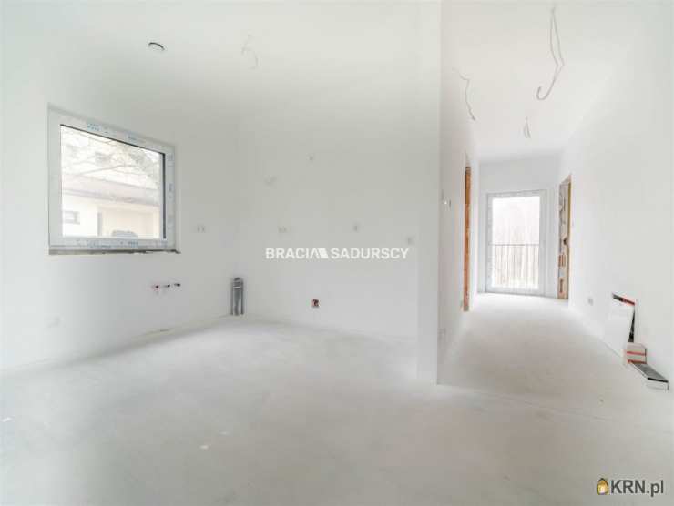 5 pokojowe, Kokotów, ul. , Mieszkanie  na sprzedaż