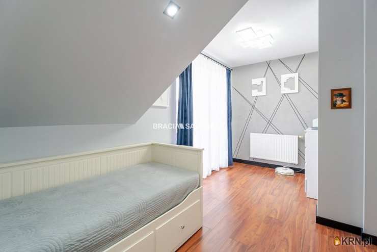 4 pokojowe, Wieliczka, ul. T. Kościuszki, Mieszkanie  na sprzedaż
