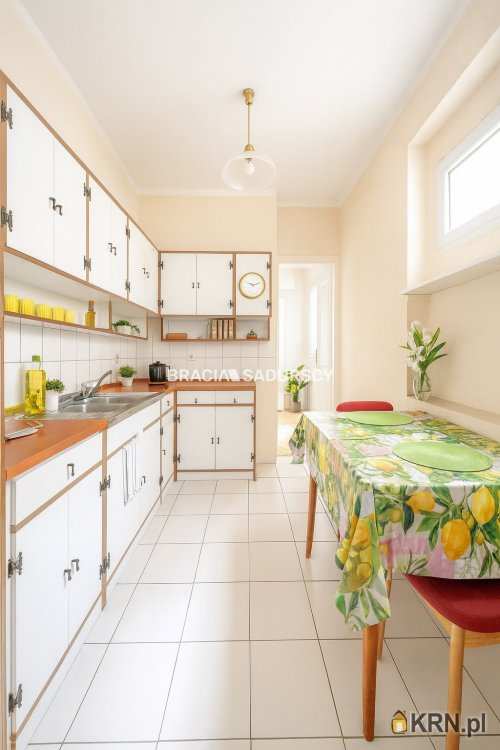 4 pokojowe, Mieszkanie  na sprzedaż, Kraków, Stare Miasto, ul. M. Zyblikiewicza