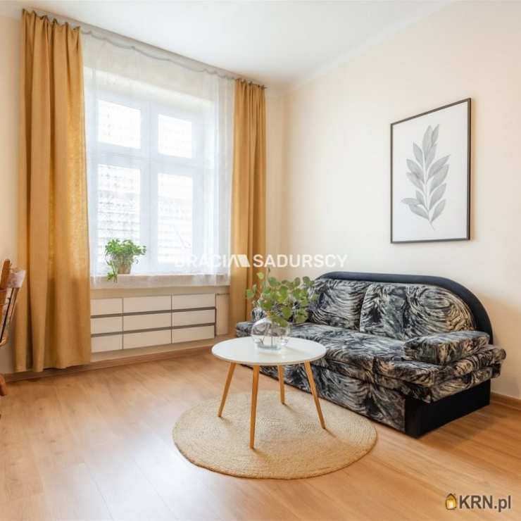 4 pokojowe, Kraków, Stare Miasto, ul. M. Zyblikiewicza, Mieszkanie  na sprzedaż